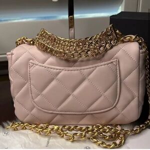 Chic Pink Quilted Chain Bag 🩷🩷🩷